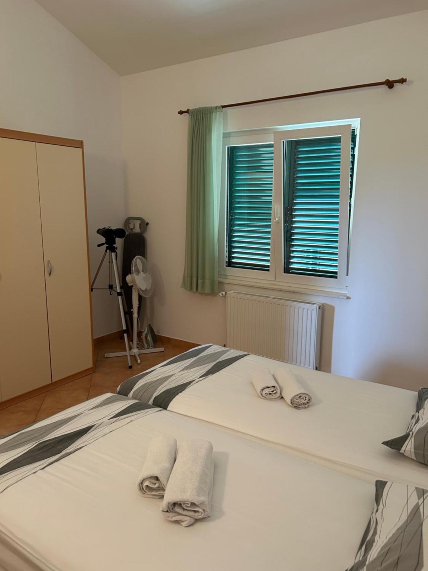 Apartment Mileta Makarska Exterior foto