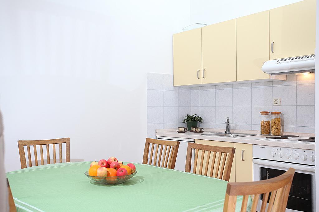 Apartment Mileta Makarska Exterior foto